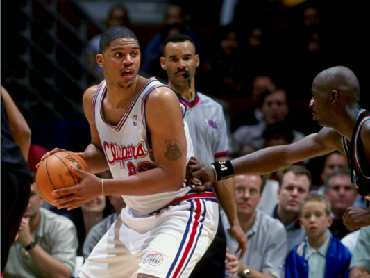 换防并在球 换防并在球